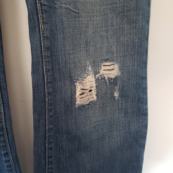 American Eagle Favorite Boyfriend Distress… - Picture 8 of 9